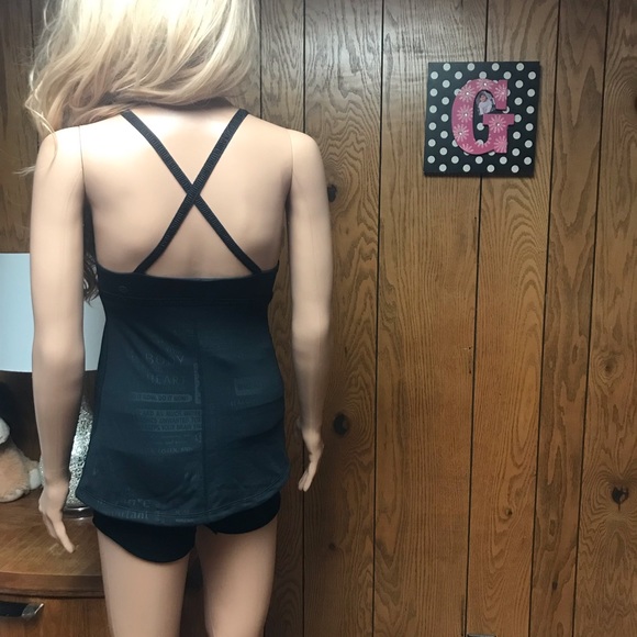 Lululemon Tank Top-Black-Size 2 -Good Condition - Picture 4 of 12